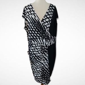NWT LANE BRYANT SIZE 22/24 BLACK & WHITE DRESS